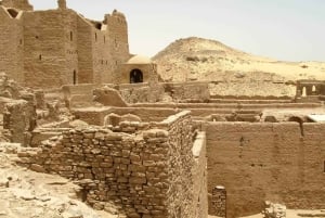 Каир: необычная экскурсия по достопримечательностям с Танисом Бубастисом и обедом