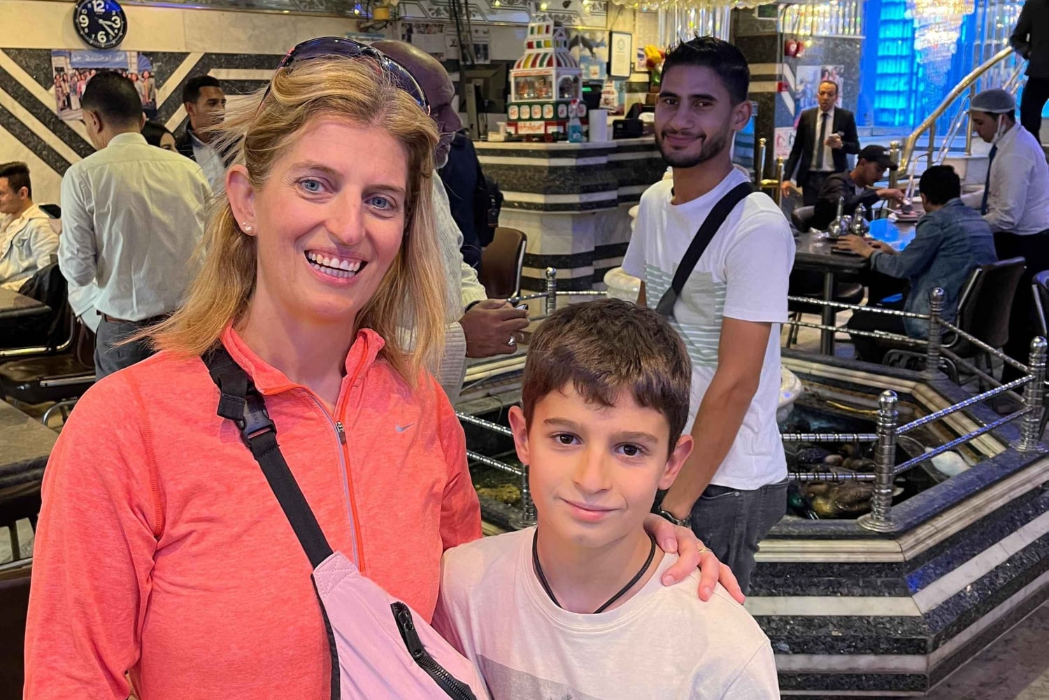 جولة نصف يوم في وسط القاهرة مع عشاء مصري