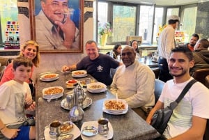 جولة نصف يوم في وسط القاهرة مع عشاء مصري