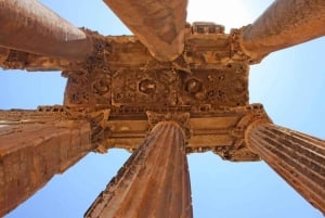 Aproveite sua viagem de 8 dias para o Ano Novo, admirando a beleza do Egito