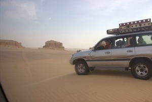 Fayoum 4X4: Nascer do sol, cascatas Rayan e Vale das Rodas