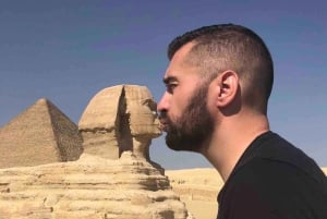 دليلة سياحية إلى أهرامات الجيزة والمتحف المصري والبازار