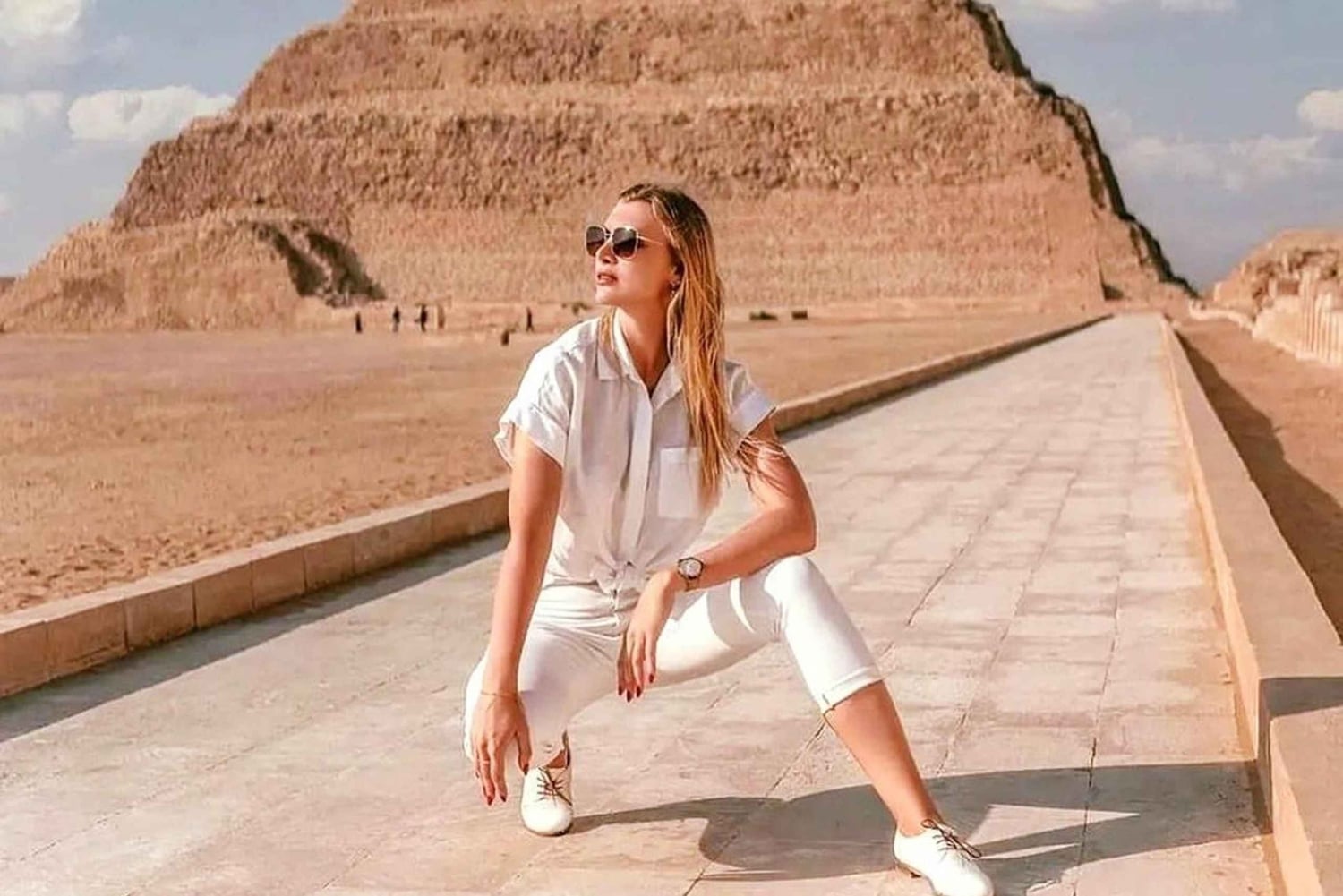 Женские пирамиды, Мемфис и однодневная поездка в Саккару