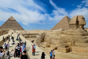 Fra Alexandria: Tur til pyramidene i Giza med cruise og lunsj