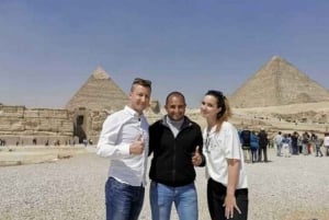 From Alexandria Port: Giza Pyramids & Sakkara Private Tour