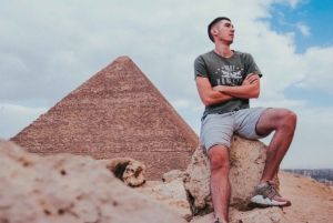 Vanuit Alexandrië: Piramides van Gizeh Tour met rondvaart en lunch