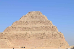 Desde el puerto de Alejandría: 2 días de pirámides, museo y El Cairo islámico.