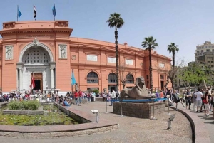 Desde el puerto de Alejandría: 2 días de pirámides, museo y El Cairo islámico.