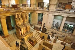 Desde el puerto de Alejandría: 2 días de pirámides, museo y El Cairo islámico.