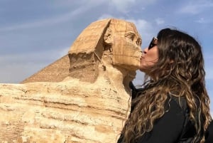 Vom Hafen von Alexandria aus: Pyramiden und das Große Ägyptische Museum