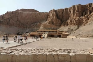 Dal Cairo: tour di 2 giorni di Abu Simbel e Luxor