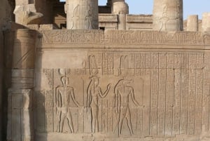 Z Kairu: 4-dniowy rejs po Nilu z Asuanu do Luksoru z posiłkami