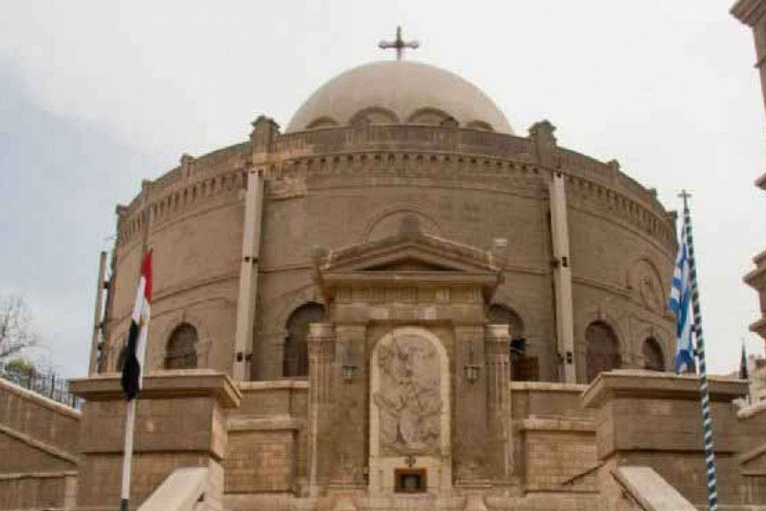 From Cairo: Garbage city and old Cairo tour