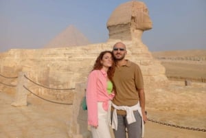 Depuis le Caire : Excursion aux Pyramides de Gizeh, avec escale privée à l'aéroport