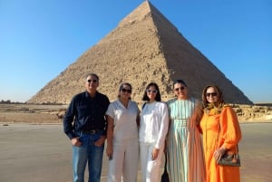 Depuis le Caire : Excursion aux Pyramides de Gizeh, avec escale privée à l'aéroport
