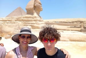 Desde El Cairo: Viaje privado con escala en el aeropuerto a las Pirámides de Guiza