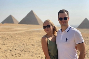 From Cairo: Pyramids of Giza, Sphinx, Saqqara & Memphis Tour