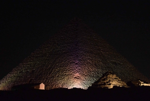 من القاهرة: جولة في أهرامات الجيزة مع عرض الضوء والنقل