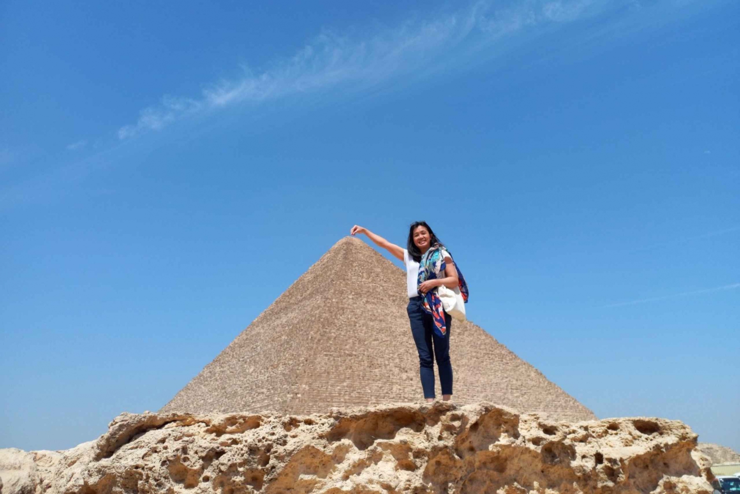 Kairosta/Gizasta: Sakkara, Memphis ja Gizan pyramidit päiväretki