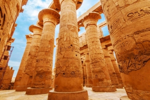 Do Cairo: excursão noturna a Luxor com voos e hotel