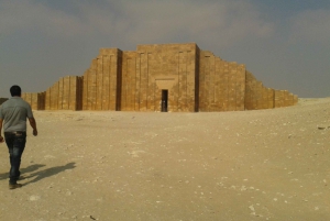 Au départ du Caire : Visite de Saqqara et des pyramides de Memphis