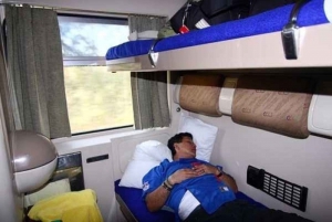 Из Каира: трансфер на спальном поезде в Асуан и Луксор