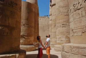 Vanuit Caïro: Dagtrip met een kleine groep naar Luxor met het vliegtuig