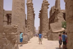 Vanuit Caïro: Dagtrip met een kleine groep naar Luxor met het vliegtuig