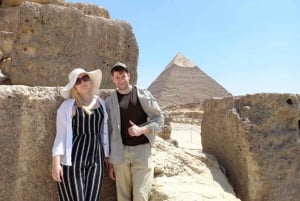 Desde Giza y El Cairo: Pirámides, Sakkara y Dahshur Tour privado