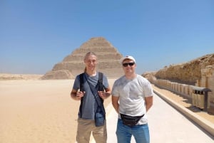 Depuis Gizeh et Le Caire : Pyramides, Sakkara et Dahshur visite privée