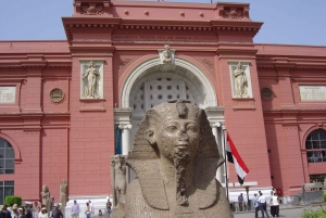 From Hurghada: Cairo 2-Day Tour with Flights and Hotel Stay