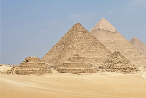 From Hurghada: Cairo and Giza Highlights Full-Day Tour