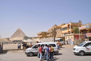 Hurghada: Cairo Private Day Tour with Entry Fees and Lunch