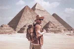 From Hurghada: Cairo Pyramids and Museum Day Trip by Flight