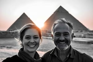 Fra Hurghada: Pyramider og museum - liten gruppetur med van