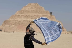 Fra Port Said: Privat dagstur til pyramidene i Giza og Sakkara