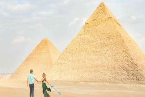 Au départ de Port Saïd : visite des pyramides de Gizeh et croisière-déjeuner sur le Nil