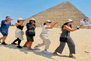 Au départ de Port Saïd : excursion d'une journée complète aux Pyramides et au Musée égyptien.