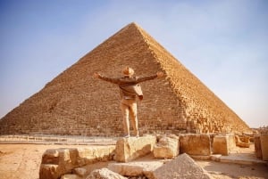 Från Safaga/Soma Bay: Pyramiderna & Egyptiska Museet Dagstur