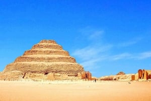 Da Sharm: tour guidato di 2 giorni del Cairo con voli