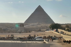 Sharm El Sheikhistä: Kairon päiväretki edestakaisilla lennoilla.