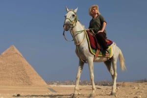 Giza: Wycieczka konna wokół piramid w Gizie