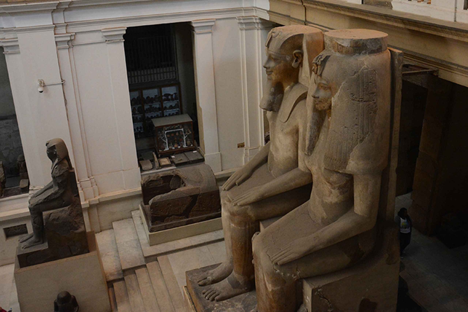 ギザ：エジプト博物館＆オプションのカーン・エル・ハリリ観光