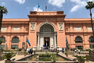 Visite du plateau de Gizeh, du musée égyptien et du bazar depuis Le Caire