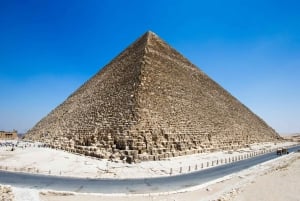 Giza Pyramids and Grand Egyptian Museum