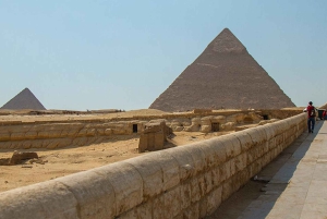 الجيزة: جولة الجمل المصحوبة بمرشدين عند غروب الشمس في الأهرامات