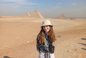 Cairo: Giza Pyramids, Museum & Coptic churches Private Tour