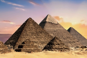 Giza-pyramidene, Egyptisk museum fra Ein El Sokhna havn.