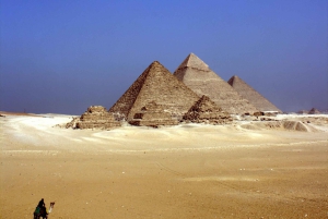 Giza-pyramidene, Egyptisk museum fra Ein El Sokhna havn.