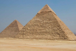 Giza: Pyramids Transfer With Optional Guide & Ticket